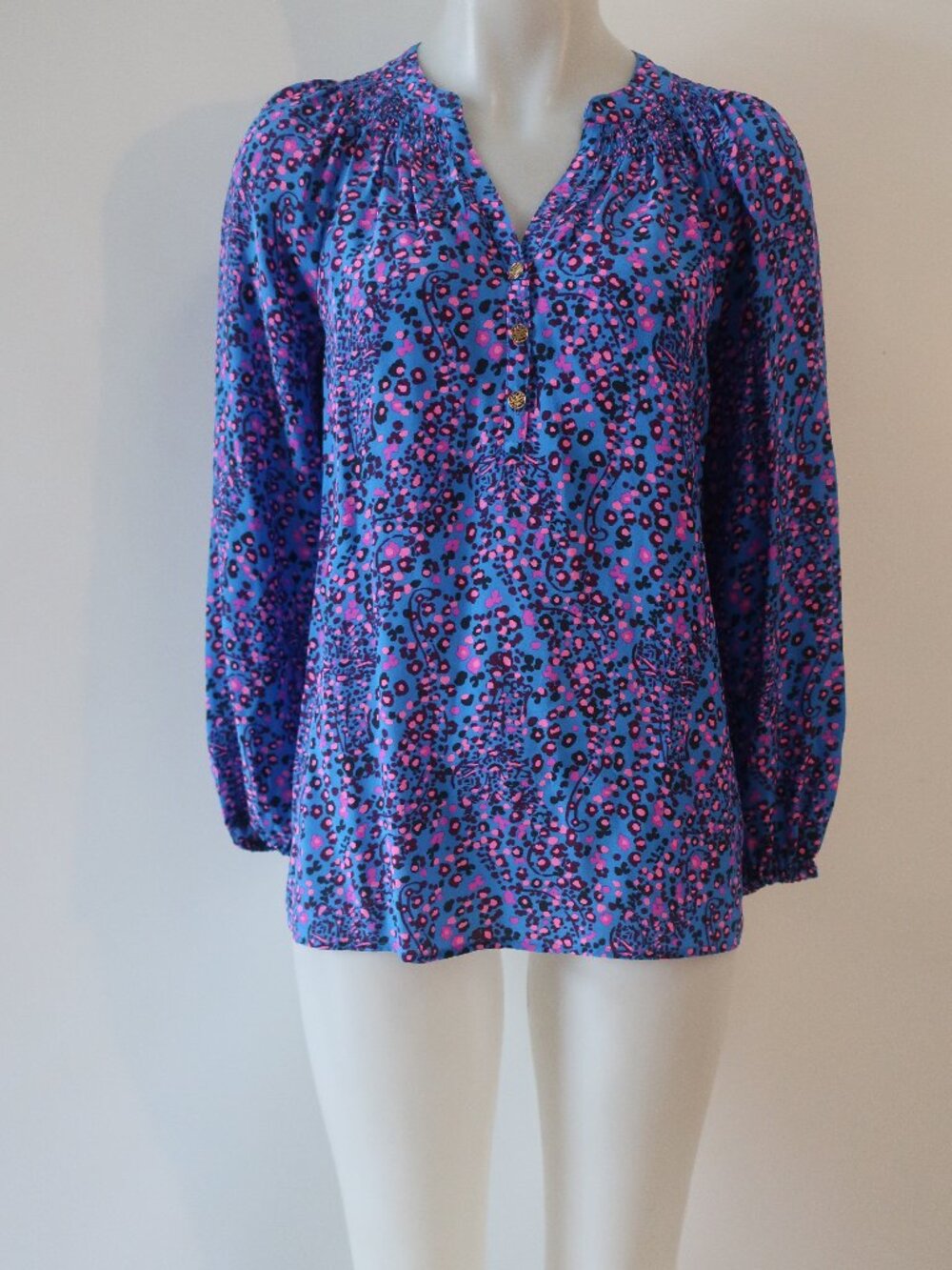 Womens Lilly Pulitzer 100% Silk Blue, Pink Print Blouse XS